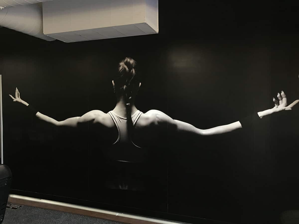 HUB925 Female Athlete with Open Arms Wall Mural